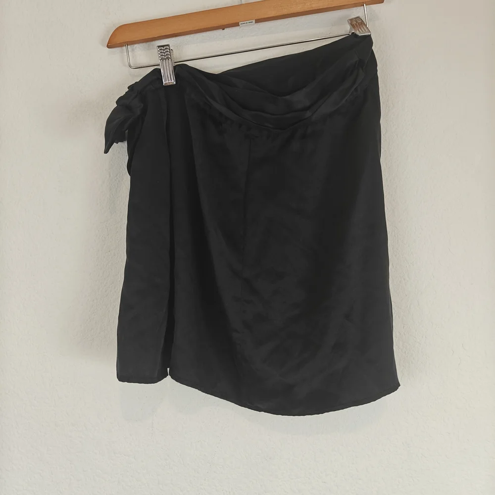 Reformation Black Silk Wrap Mini Skirt | 100% Silk | Chic Minimalist Staple Sz S - Picture 9 of 11